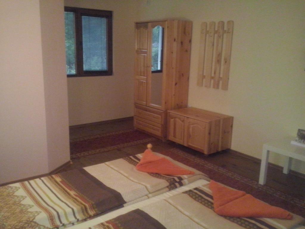 Guest House Friends Emen Chambre photo