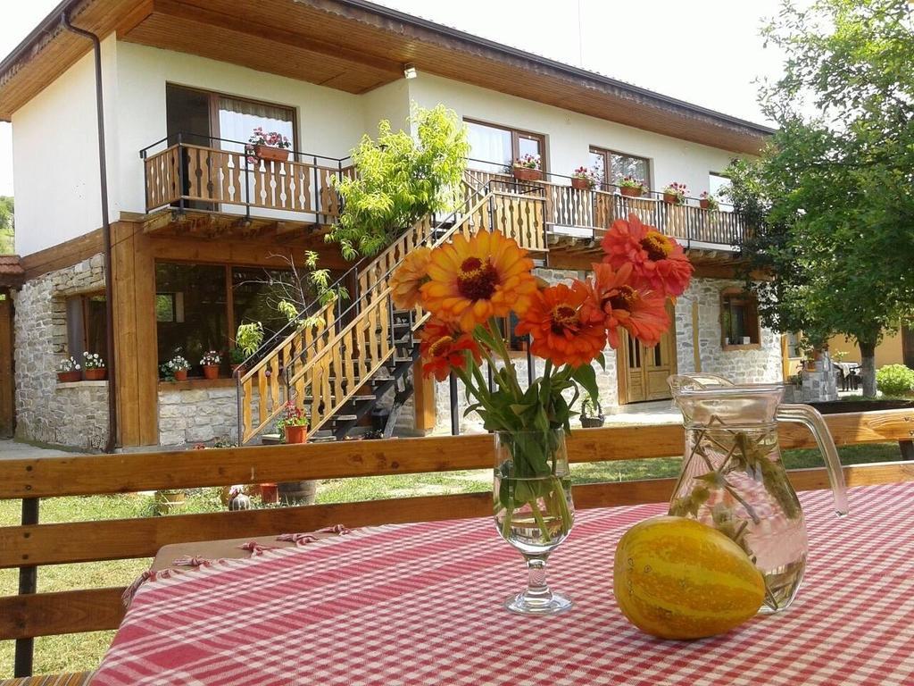 Guest House Friends Emen Extérieur photo