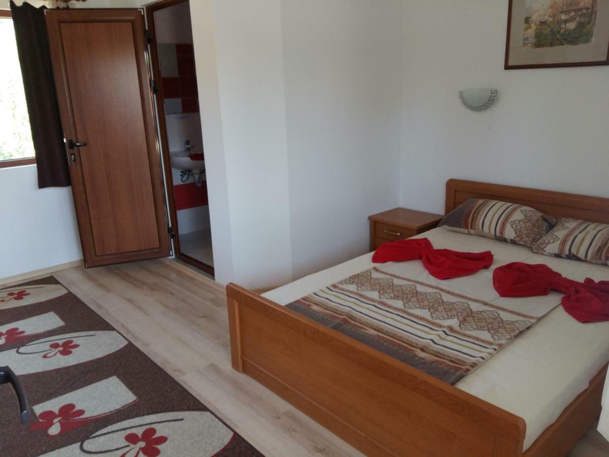 Guest House Friends Emen Extérieur photo