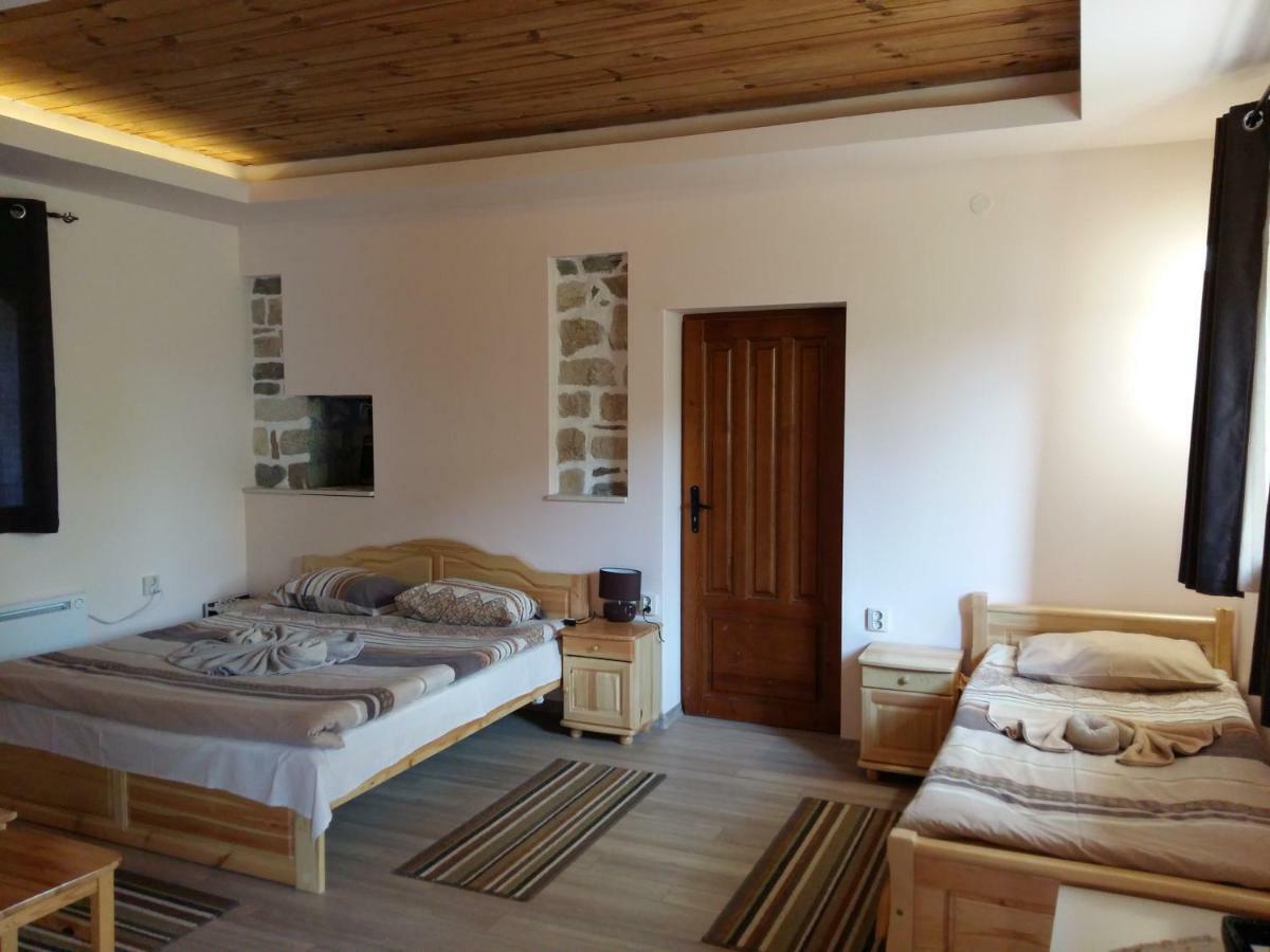 Guest House Friends Emen Extérieur photo